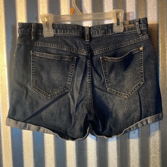 Lauren Conrad womens denim shorts size 10 - Picture 2 of 3
